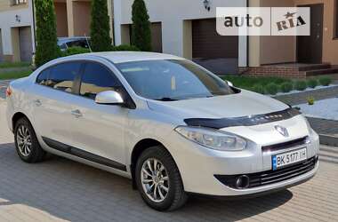 Renault Fluence  2010