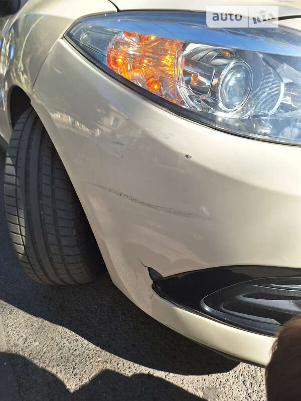 Седан Renault Fluence 2014 в Тернополі