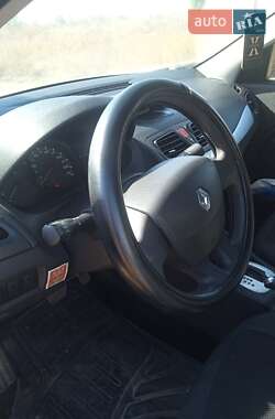 Седан Renault Fluence 2010 в Херсоне