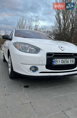 Renault Fluence  2012