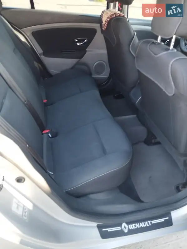 Renault Fluence 2012