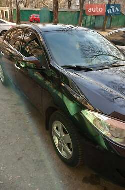 Renault Fluence  2011