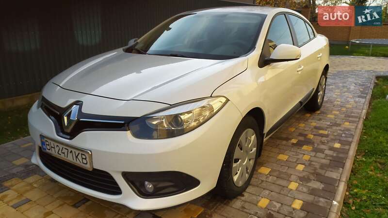 Седан Renault Fluence 2016 в Кілії