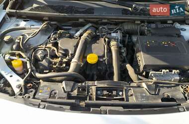 Седан Renault Fluence 2016 в Кілії