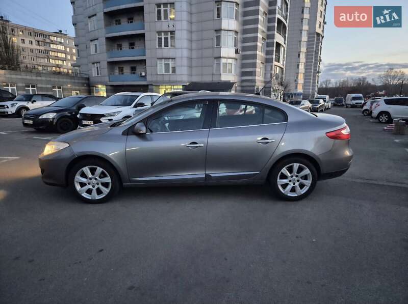 Седан Renault Fluence 2010 в Києві фото Седан Renault Fluence 2010 в Києві