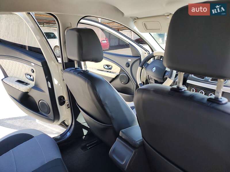 Седан Renault Fluence 2013 в Бердичеве