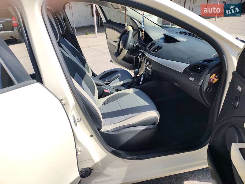 Седан Renault Fluence 2013 в Бердичеве
