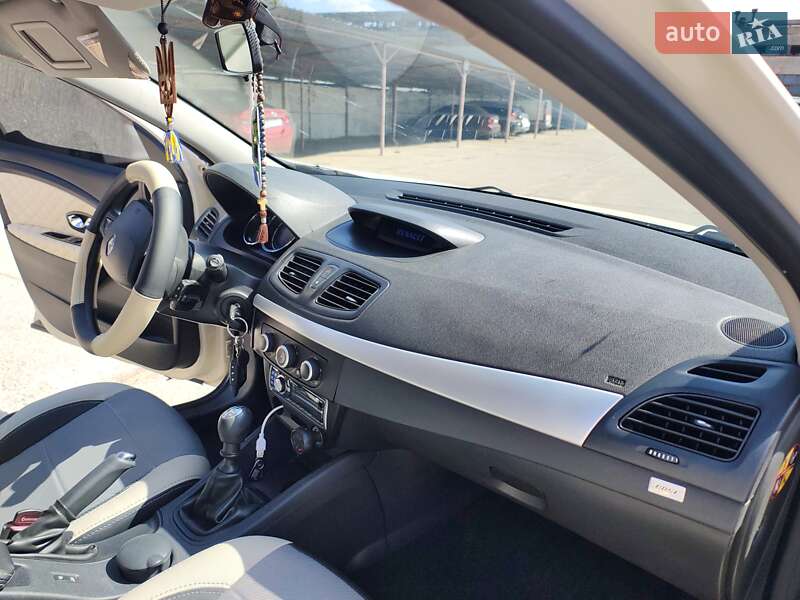 Седан Renault Fluence 2013 в Бердичеве