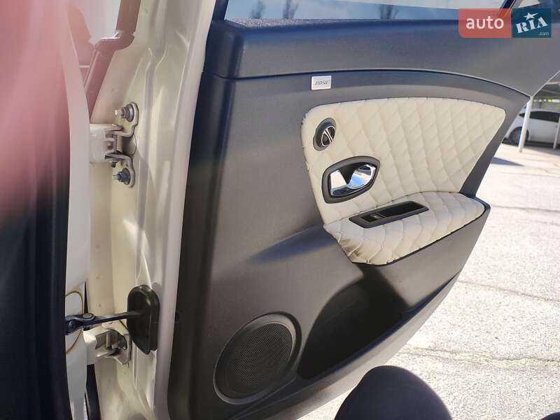 Седан Renault Fluence 2013 в Бердичеве