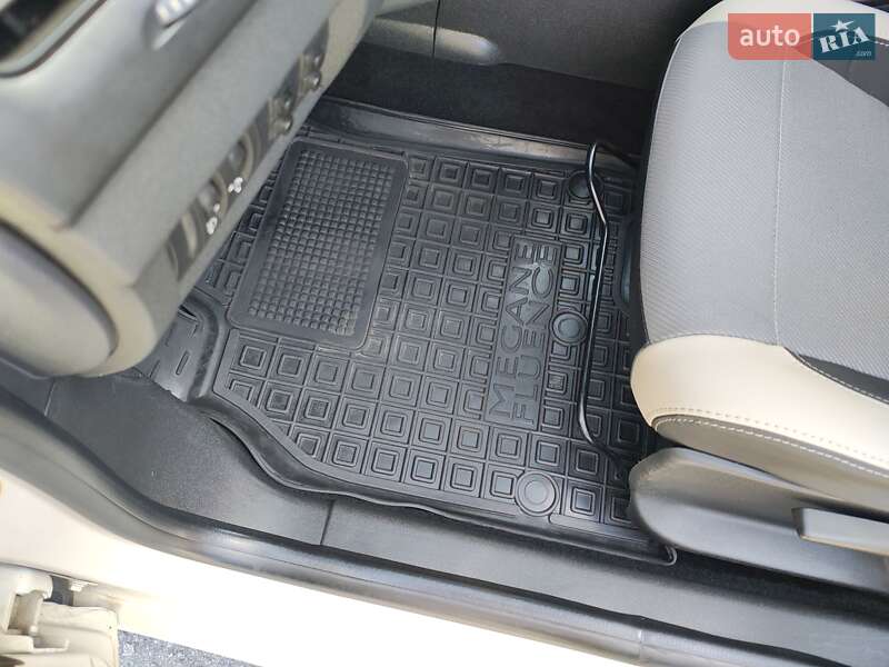 Седан Renault Fluence 2013 в Бердичеве