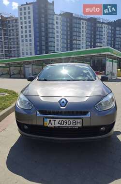 Renault Fluence  2012