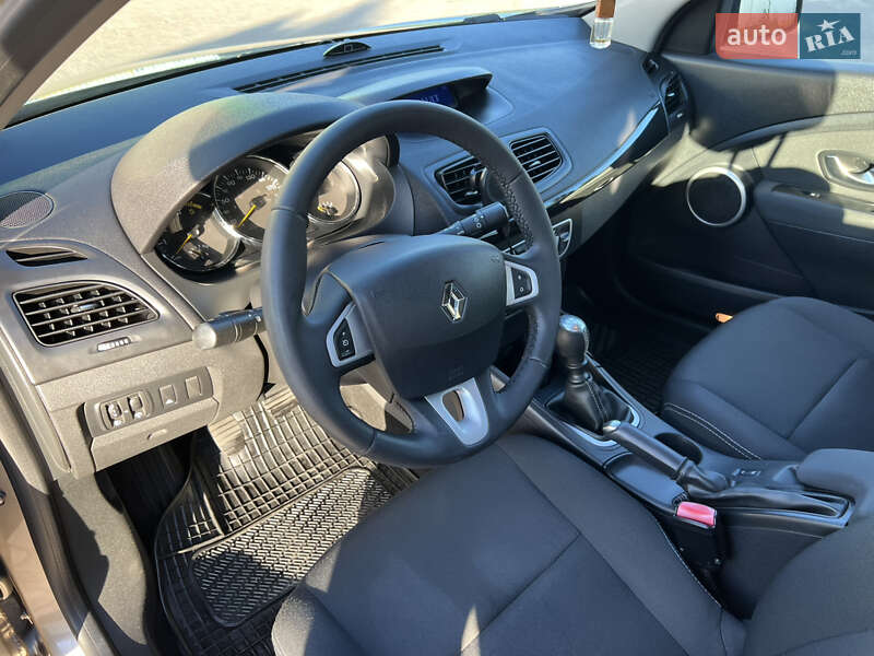 Седан Renault Fluence 2011 в Івано-Франківську фото 14 Седан Renault Fluence 2011 в Івано-Франківську