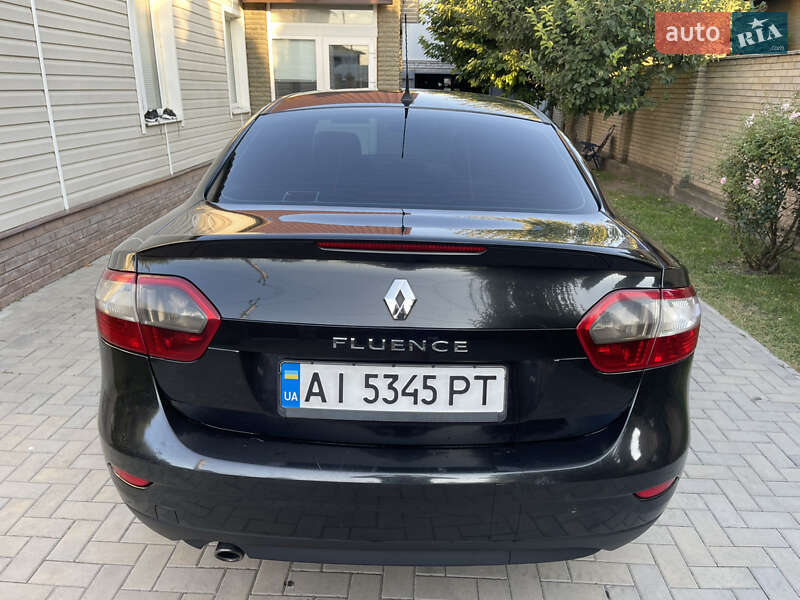 Седан Renault Fluence 2010 в Киеве