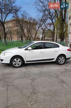 Renault Fluence  2012