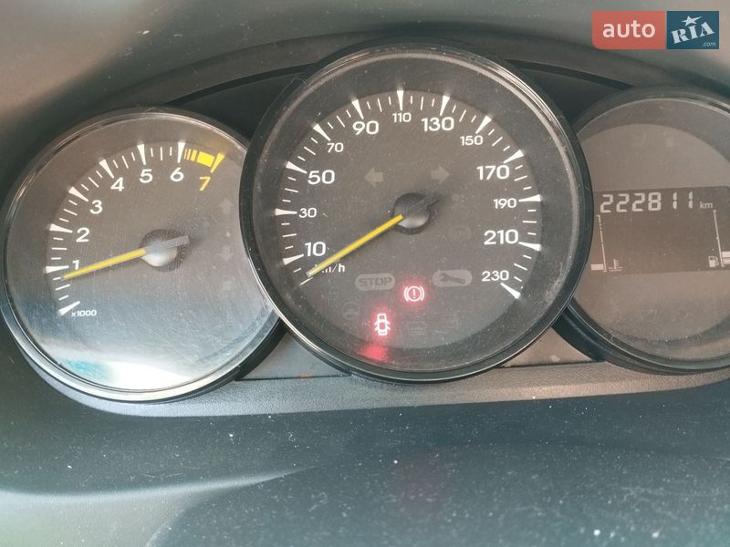Седан Renault Fluence 2011 в Днепре