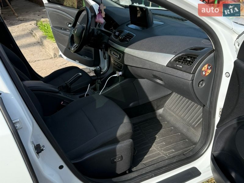 Седан Renault Fluence 2012 в Каневі фото 20 Седан Renault Fluence 2012 в Каневі