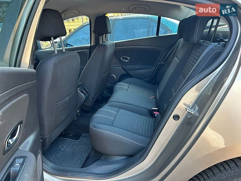Седан Renault Fluence 2015 в Киеве фото 6 Седан Renault Fluence 2015 в Киеве
