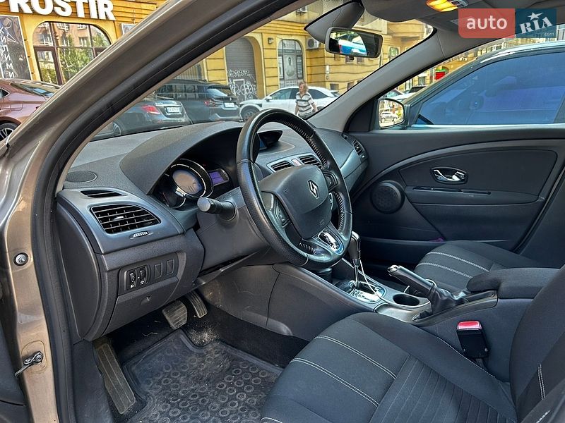 Седан Renault Fluence 2015 в Киеве фото 9 Седан Renault Fluence 2015 в Киеве