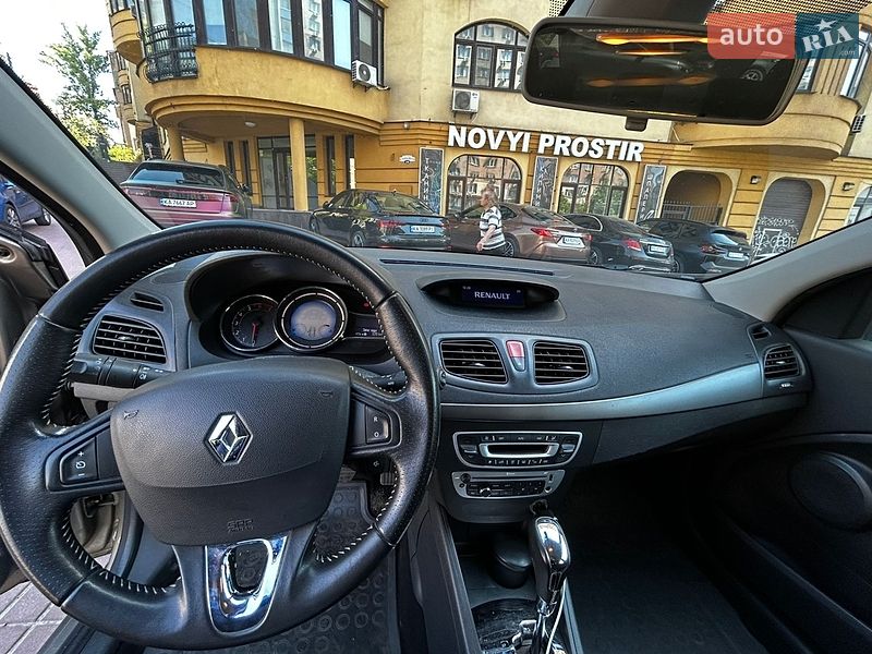 Седан Renault Fluence 2015 в Киеве фото 10 Седан Renault Fluence 2015 в Киеве