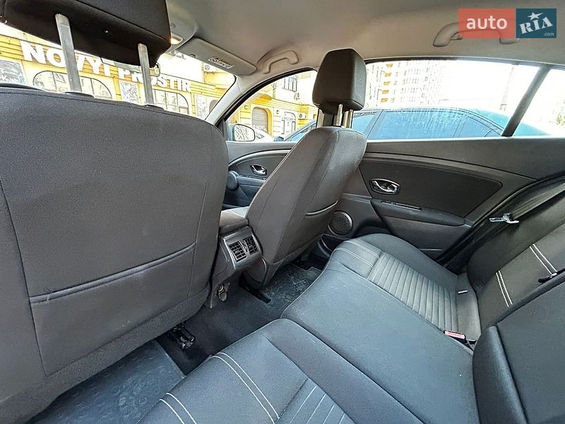 Седан Renault Fluence 2015 в Киеве фото 15 Седан Renault Fluence 2015 в Киеве