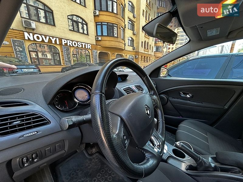 Седан Renault Fluence 2015 в Киеве фото 16 Седан Renault Fluence 2015 в Киеве