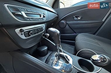 Седан Renault Fluence 2015 в Киеве фото 17 Седан Renault Fluence 2015 в Киеве