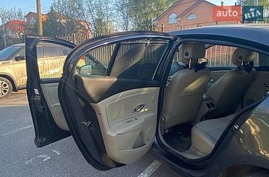 Renault Fluence  2010