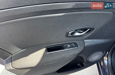 Седан Renault Fluence 2015 в Хотині фото 13 Седан Renault Fluence 2015 в Хотині