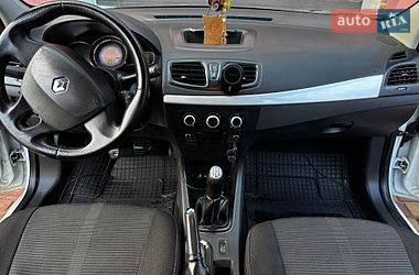 Седан Renault Fluence 2013 в Львові фото 13 Седан Renault Fluence 2013 в Львові