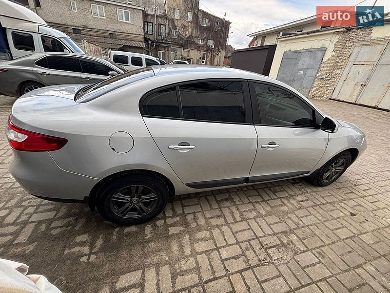 Седан Renault Fluence 2012 в Сумах