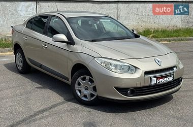 Седан Renault Fluence 2010 в Киеве