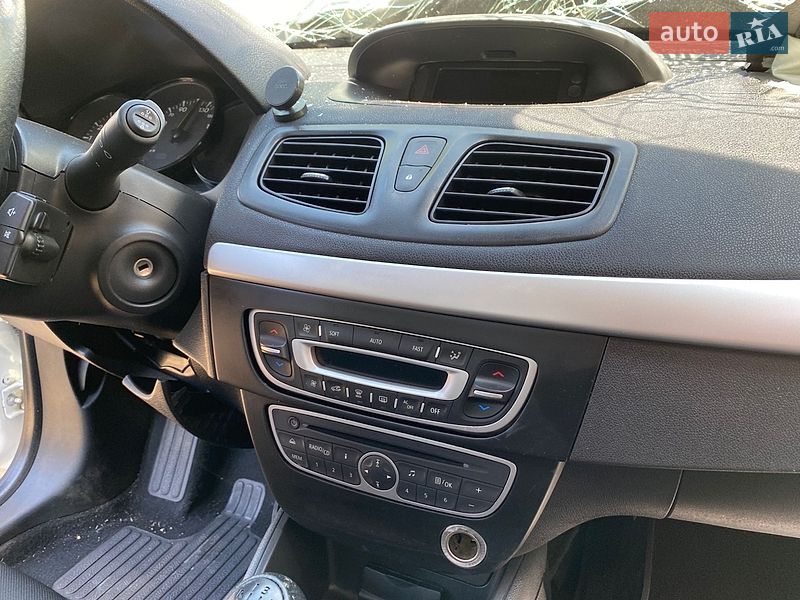 Седан Renault Fluence 2012 в Николаеве