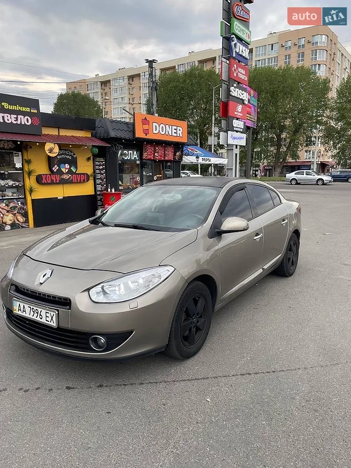 2011 Renault Fluence - мініатюра 4