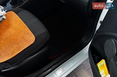 Седан Renault Fluence 2013 в Львові фото 3 Седан Renault Fluence 2013 в Львові