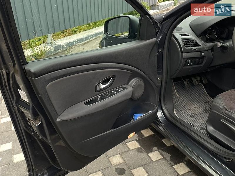 Седан Renault Fluence 2011 в Полтаве