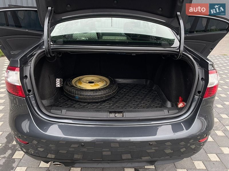 Седан Renault Fluence 2011 в Полтаве