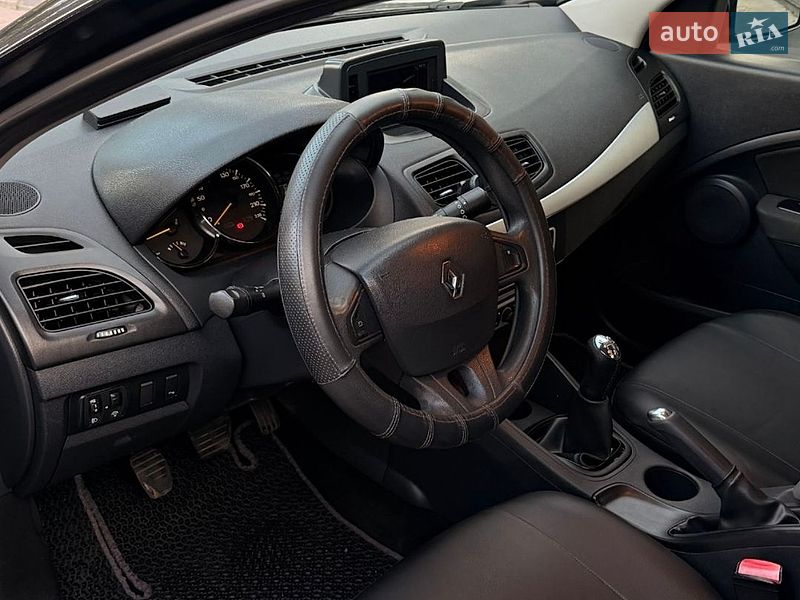 Седан Renault Fluence 2012 в Тернополе