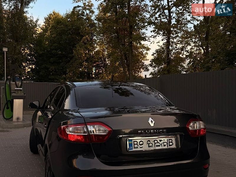 Седан Renault Fluence 2012 в Тернополе