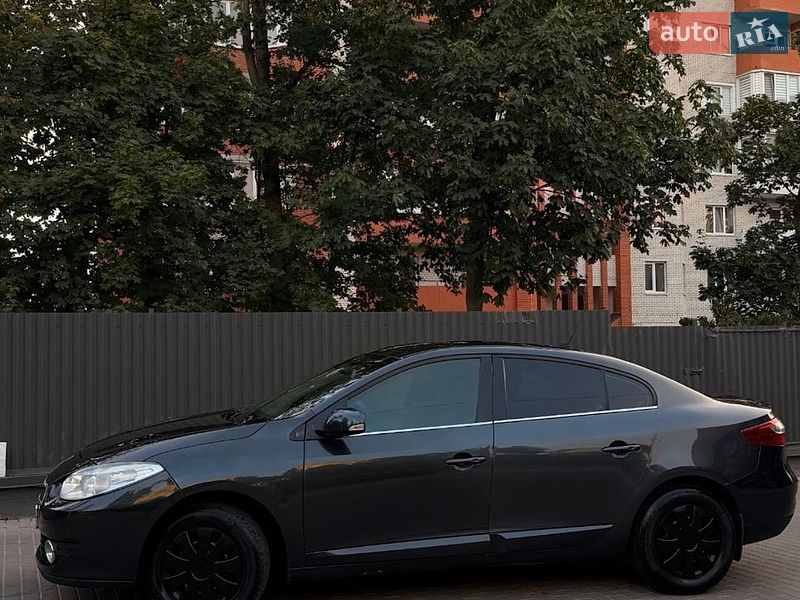 Седан Renault Fluence 2012 в Тернополе