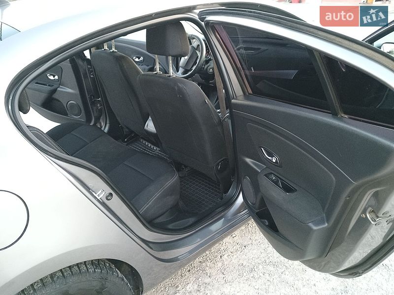 Седан Renault Fluence 2014 в Измаиле