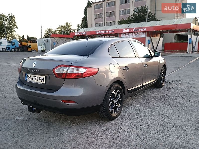 Седан Renault Fluence 2014 в Измаиле
