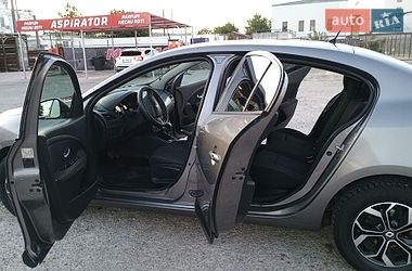 Седан Renault Fluence 2014 в Измаиле