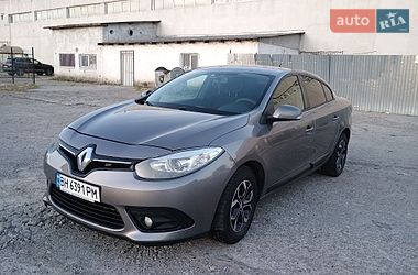 Седан Renault Fluence 2014 в Измаиле