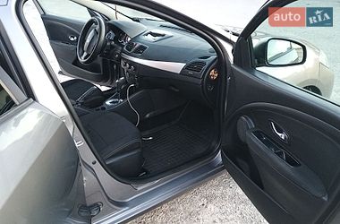 Седан Renault Fluence 2014 в Измаиле