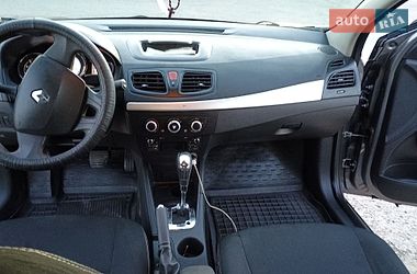 Седан Renault Fluence 2014 в Измаиле