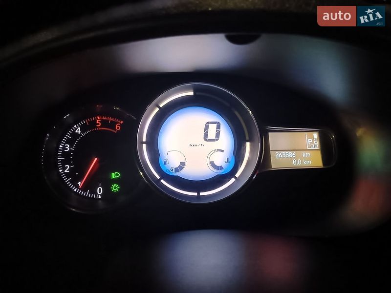 Седан Renault Fluence 2014 в Измаиле
