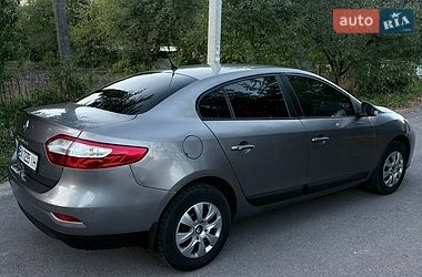 Седан Renault Fluence 2014 в Львове