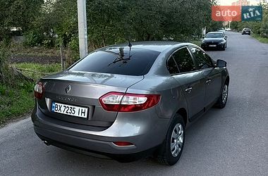 Седан Renault Fluence 2014 в Львове
