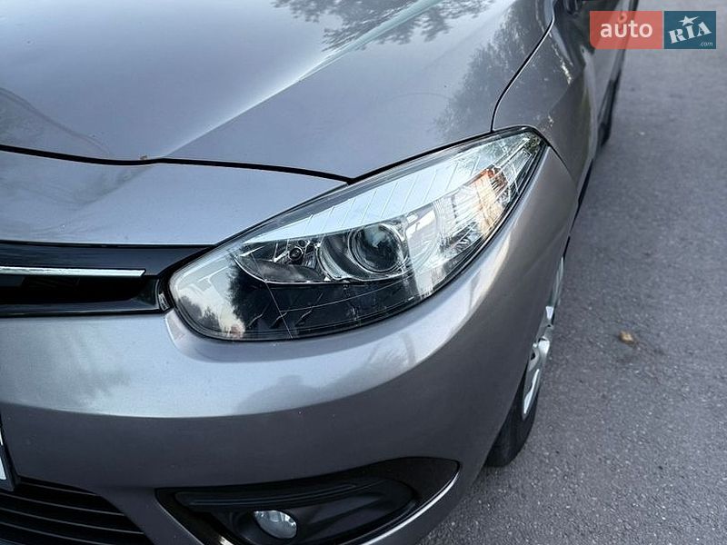 Седан Renault Fluence 2014 в Львове