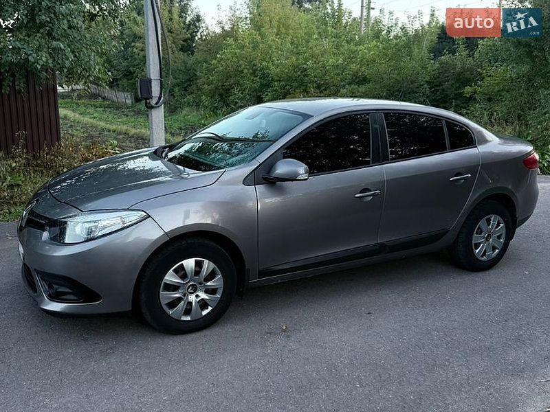 Седан Renault Fluence 2014 в Львове